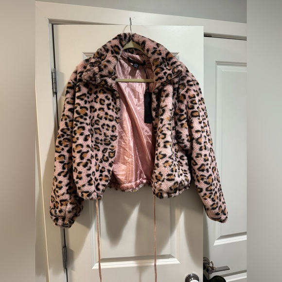 Leopard Print Faux Fur Jacket - Pink and Black - Picture 1 of 5